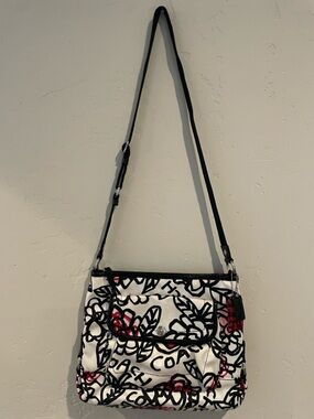 Coach Poppy Daisy Kyra Grafitti Floral Graphic Crossbody Bag